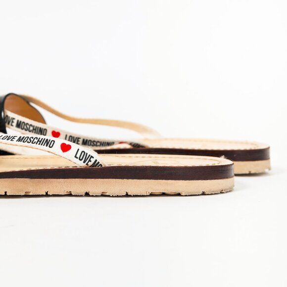 Love Moschino Black PVC Logo-Strap Thong Sandals - Picture 9 of 10
